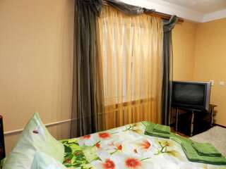 Апартаменты 2-room Apartment on Tsentralnyi Boulevard 10, by GrandHome Запорожье Апартаменты с 1 спальней-1